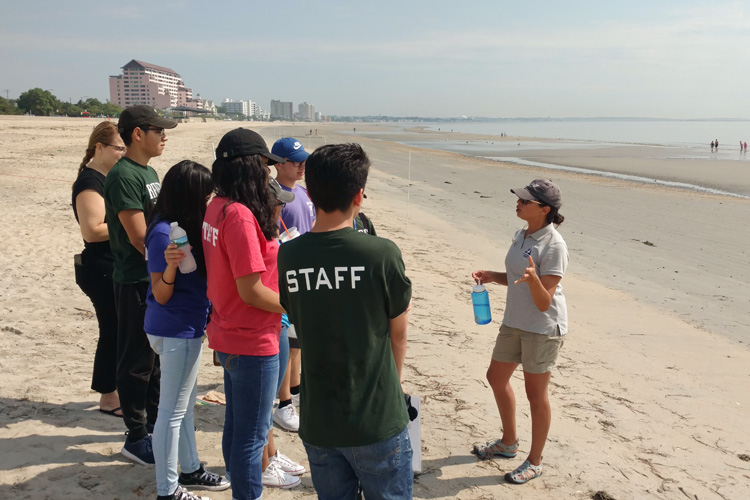 Melanie Gárate | Coastal Waterbird Education Specialist